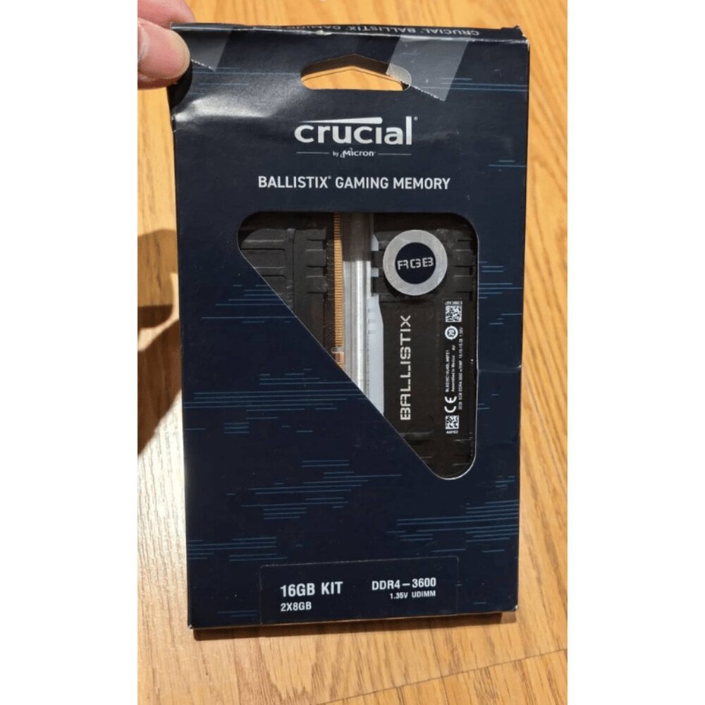 Crucial Ballistix RGB DDR4-3600 16GB (2x8GB)